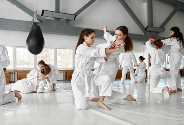 How Does Regular Participation in Martial Arts Influence Emotional Stability in Teenagers?